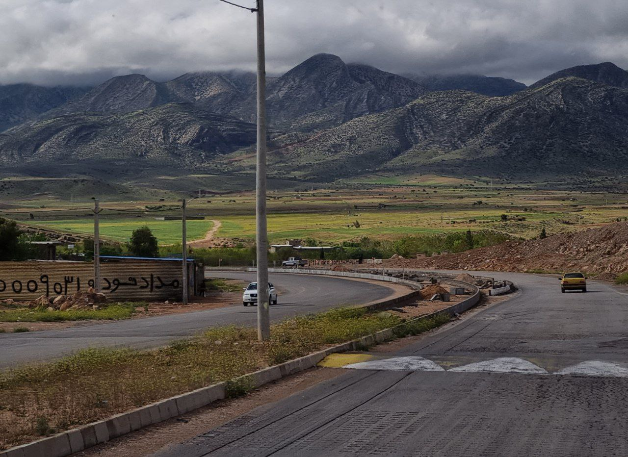 A bend in the mountain road during the bus excursion.